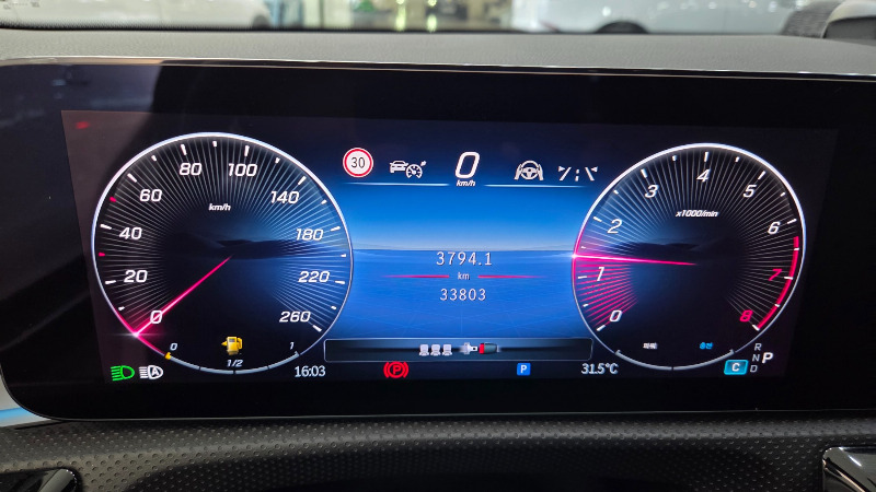 car Mercedes Benz CLA id68702 photo #8