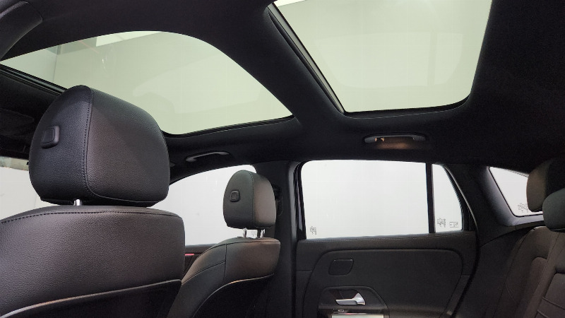 car Mercedes Benz EQA id68704 photo #19
