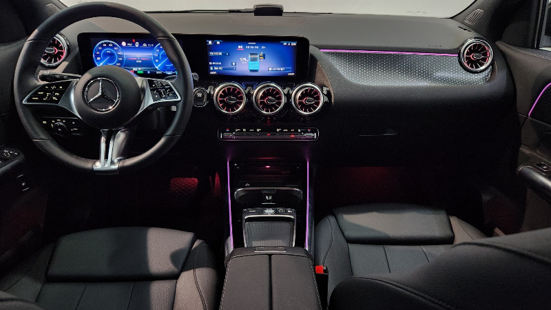 car Mercedes Benz EQA id68704 photo #7