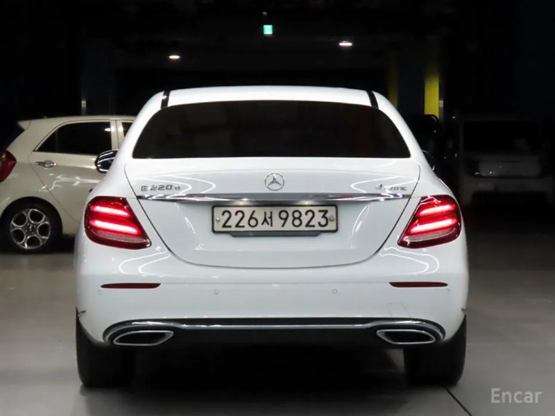 car Mercedes Benz E Class id68713 photo #3