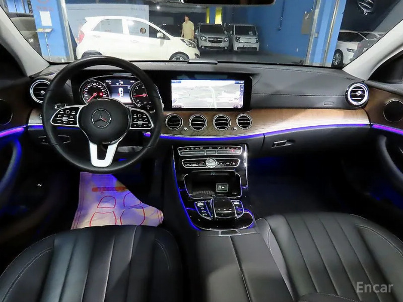 car Mercedes Benz E Class id68713 photo #5