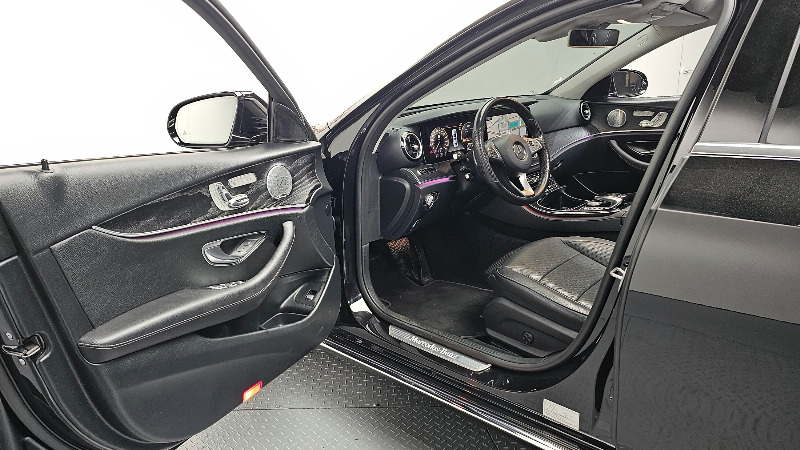 car Mercedes Benz E Class id68715 photo #10
