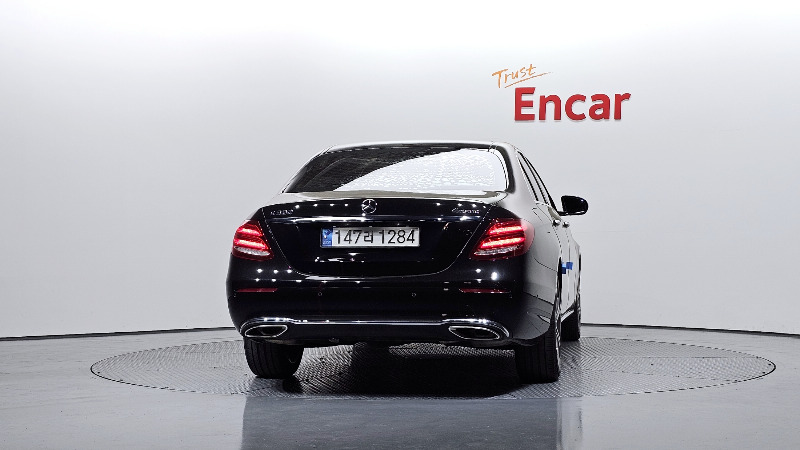 car Mercedes Benz E Class id68715 photo #4