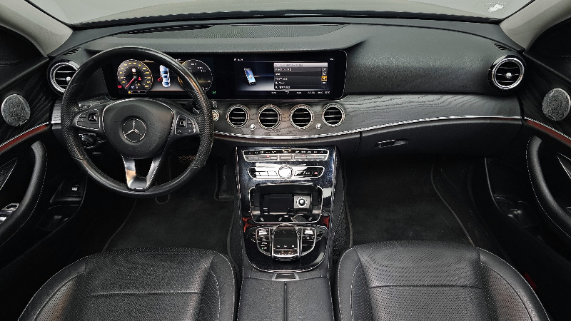 car Mercedes Benz E Class id68715 photo #7