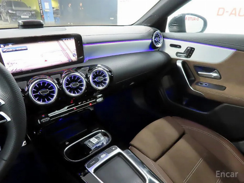 car Mercedes Benz CLA id68720 photo #12