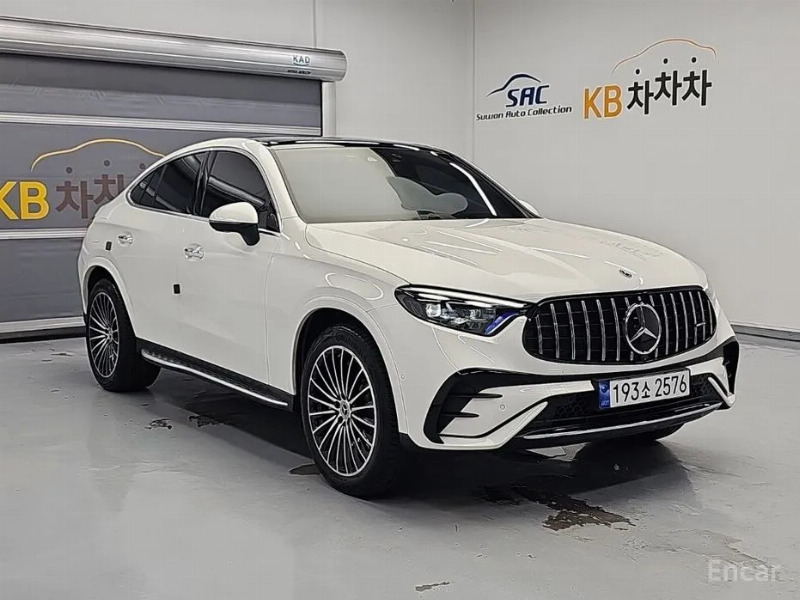 car Mercedes Benz GLC id68728 photo #4