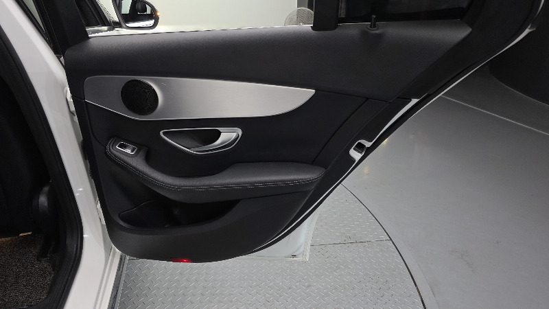 car Mercedes Benz C Class id68751 photo #25