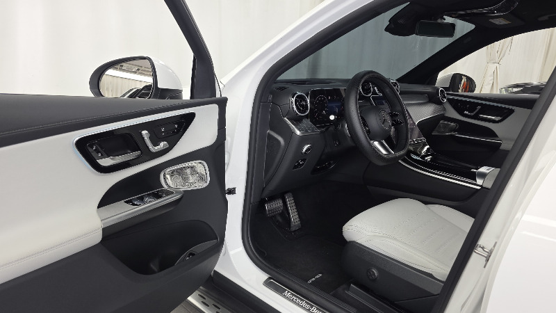 car Mercedes Benz GLC id68770 photo #10