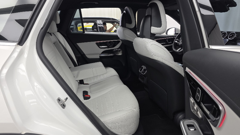 car Mercedes Benz GLC id68770 photo #12