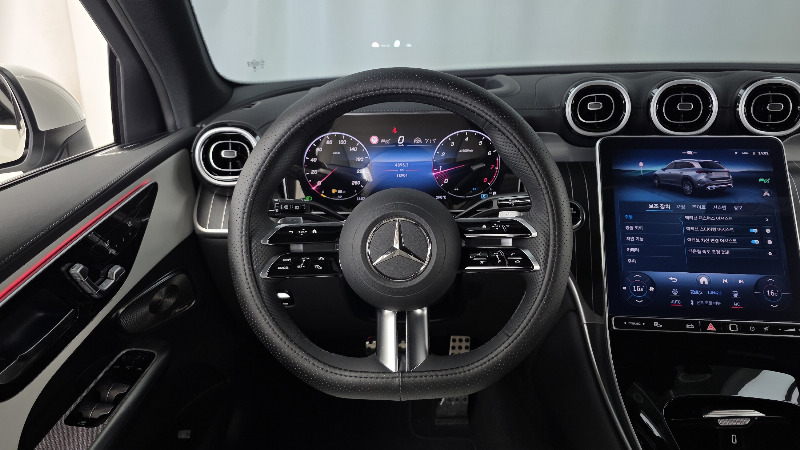 car Mercedes Benz GLC id68770 photo #13