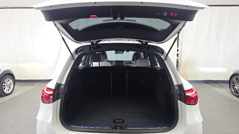 car Mercedes Benz GLC id68770 photo #20