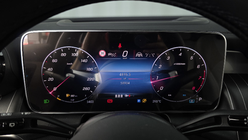 car Mercedes Benz GLC id68770 photo #8