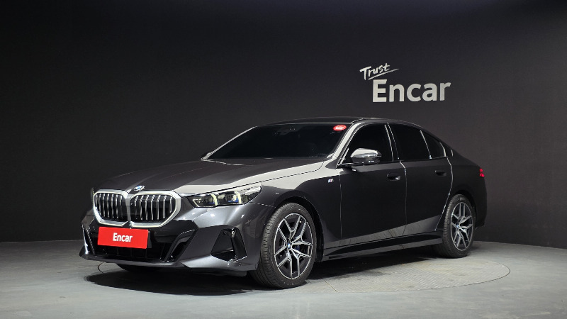 car BMW 5 Series id68784 main photo