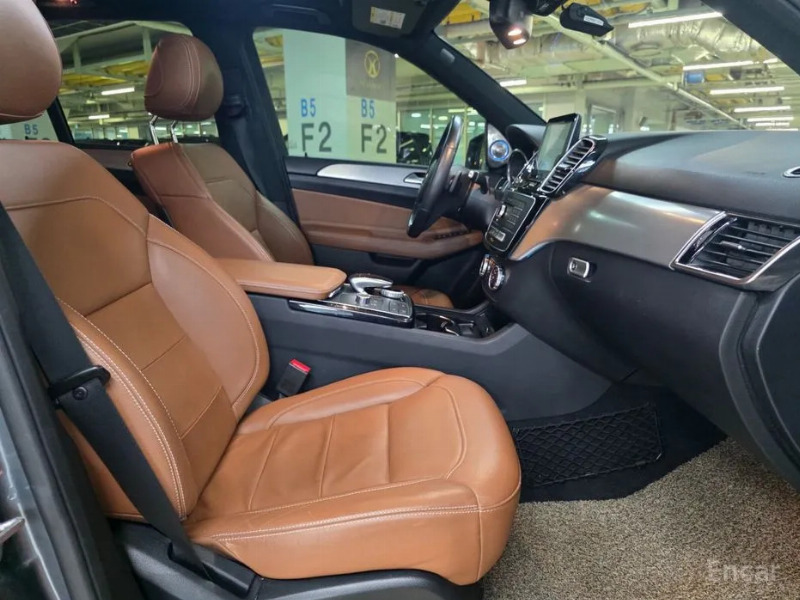car Mercedes Benz GLE id68792 photo #18