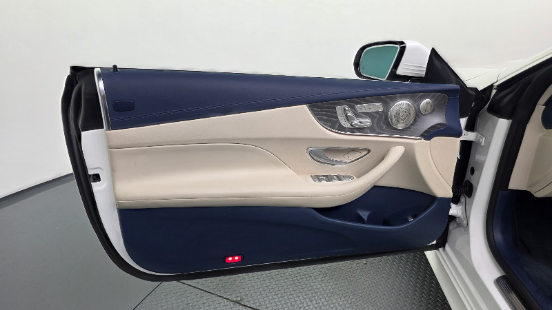car Mercedes Benz E Class id68800 photo #24