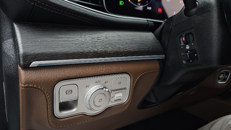 car Mercedes Benz GLE id68853 photo #18