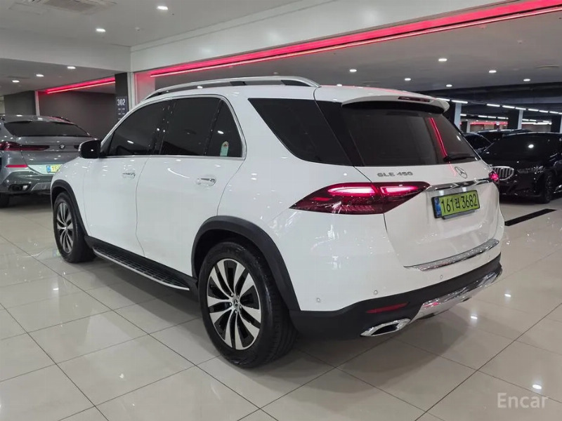 car Mercedes Benz GLE id68876 photo #2