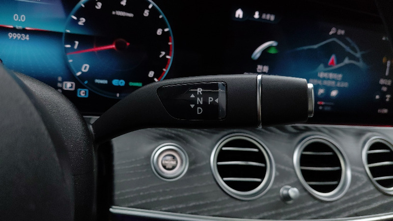 car Mercedes Benz E Class id68914 photo #9