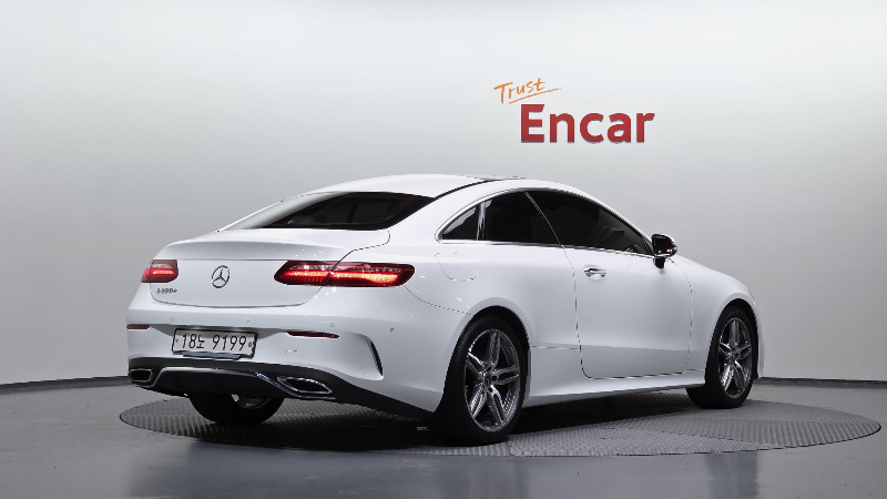 car Mercedes Benz E Class id68930 photo #2