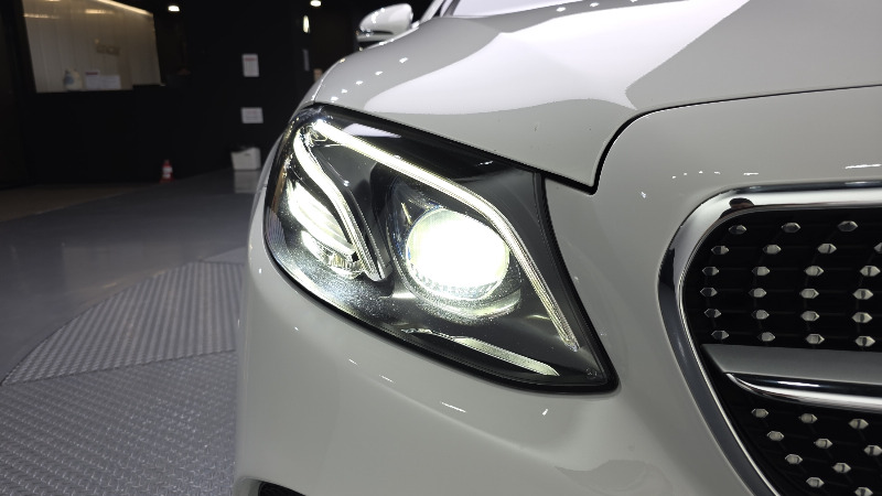 car Mercedes Benz E Class id68930 photo #22