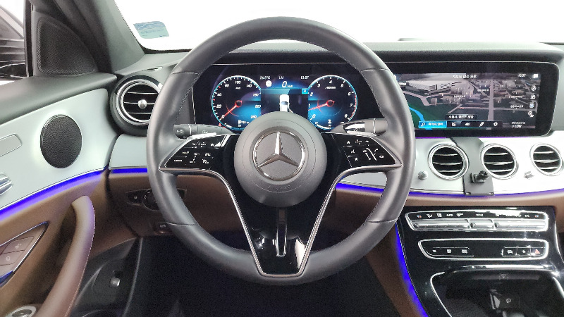 car Mercedes Benz E Class id68932 photo #13