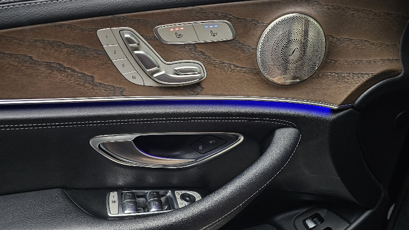 car Mercedes Benz E Class id68934 photo #28
