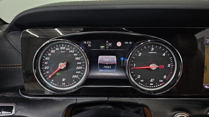 car Mercedes Benz E Class id68946 photo #8