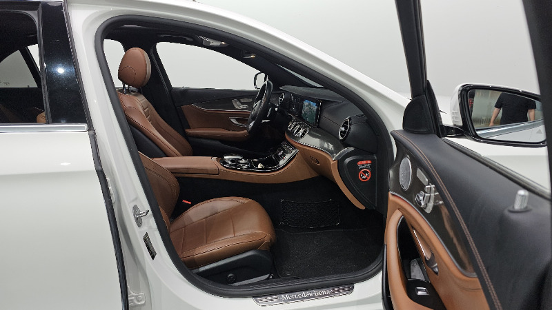 car Mercedes Benz E Class id68949 photo #18