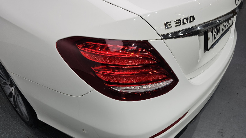 car Mercedes Benz E Class id68949 photo #23