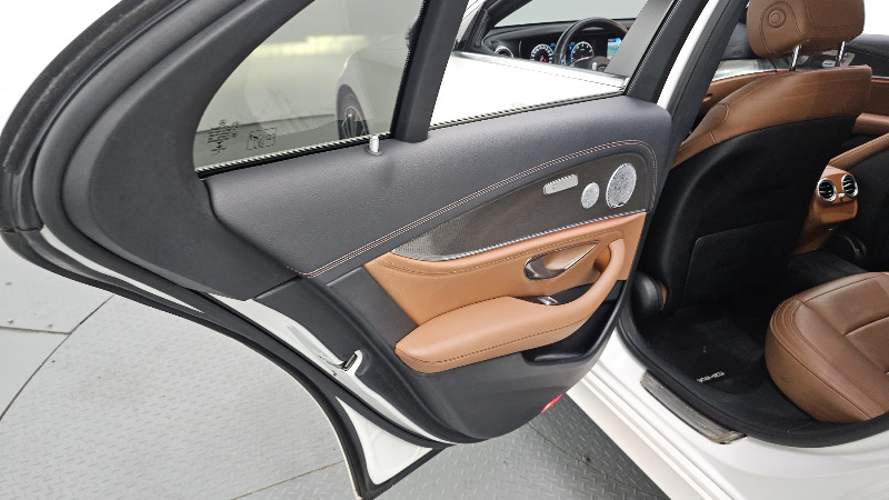 car Mercedes Benz E Class id68949 photo #25