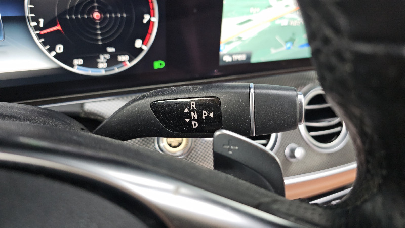 car Mercedes Benz E Class id68949 photo #9