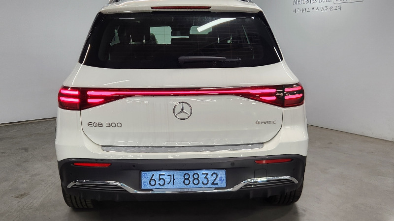car Mercedes Benz EQB id68957 photo #4