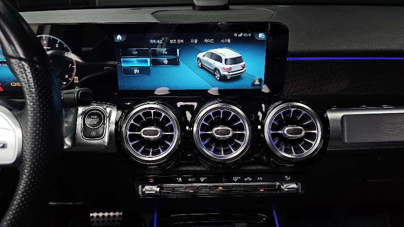 car Mercedes Benz GLB id68973 photo #18