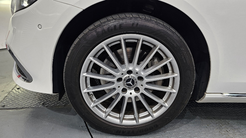car Mercedes Benz E Class id68979 photo #5