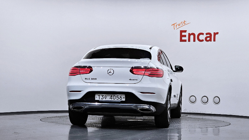 car Mercedes Benz GLC id68998 photo #4