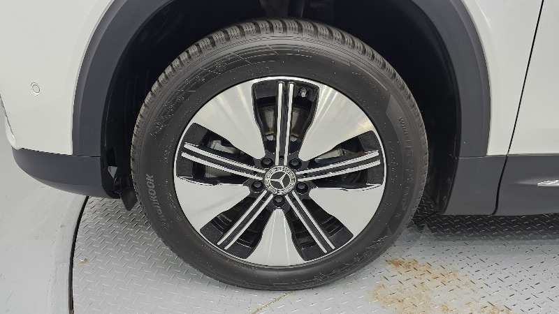 car Mercedes Benz EQB id69018 photo #5