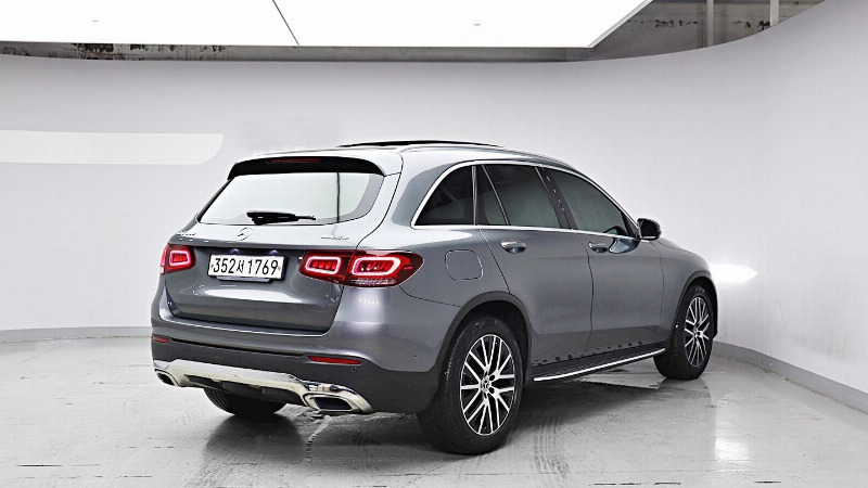 car Mercedes Benz GLC id69095 photo #2
