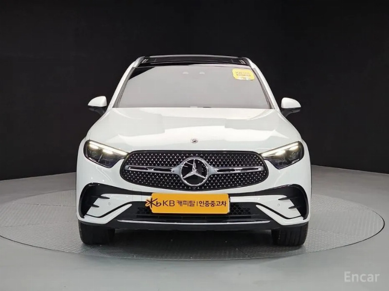 car Mercedes Benz GLC id69100 main photo