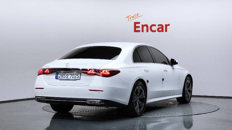 car Mercedes Benz E Class id69201 photo #2