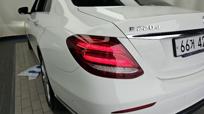 car Mercedes Benz E Class id69268 photo #23