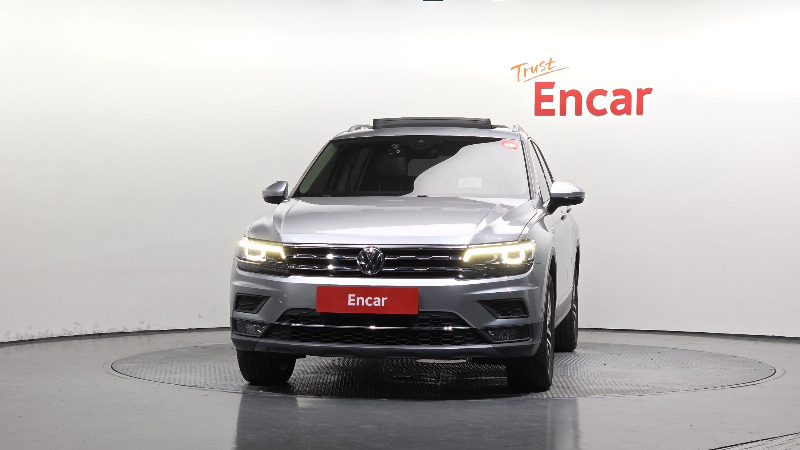 car Volkswagen Tiguan id69323 photo #3