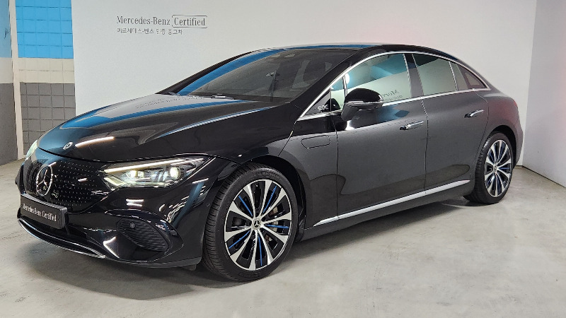 car Mercedes Benz EQE id69351 main photo