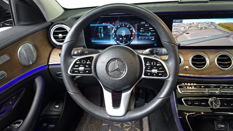 car Mercedes Benz E Class id69366 photo #13
