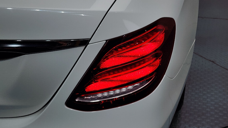 car Mercedes Benz E Class id69408 photo #23