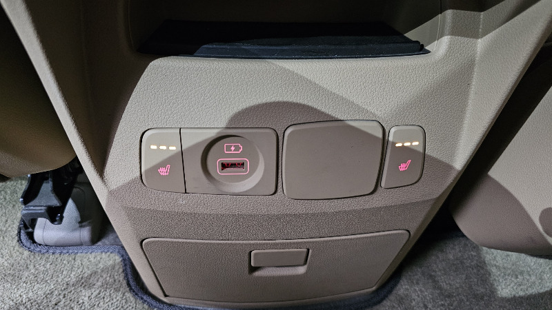 car KIA Carnival id69435 photo #19