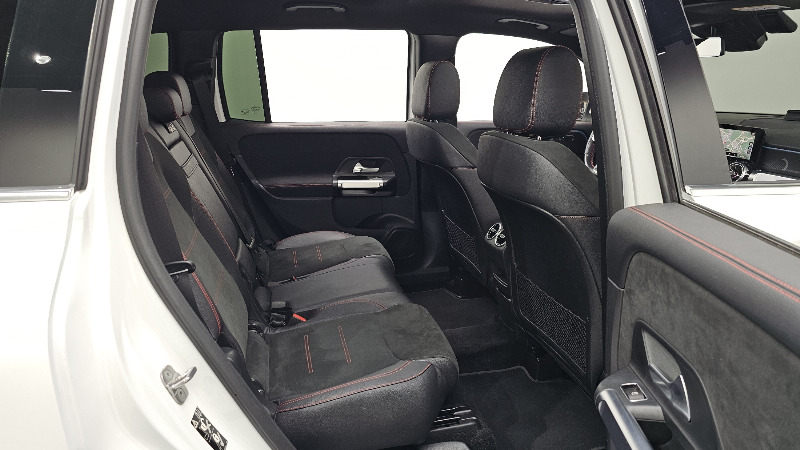 car Mercedes Benz GLB id69461 photo #12