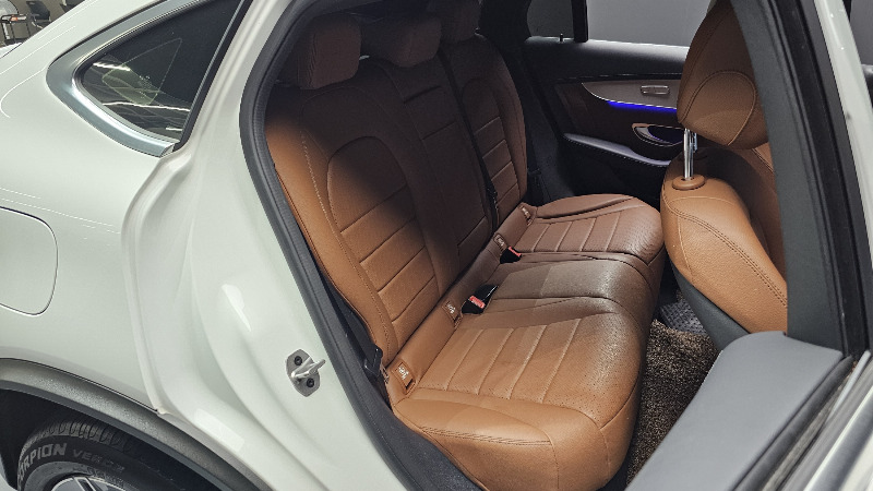 car Mercedes Benz GLC id69470 photo #12