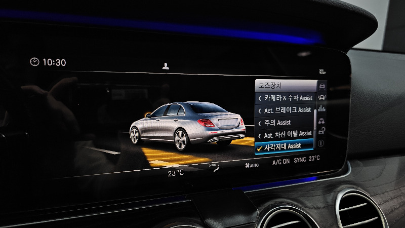 car Mercedes Benz E Class id69476 photo #16