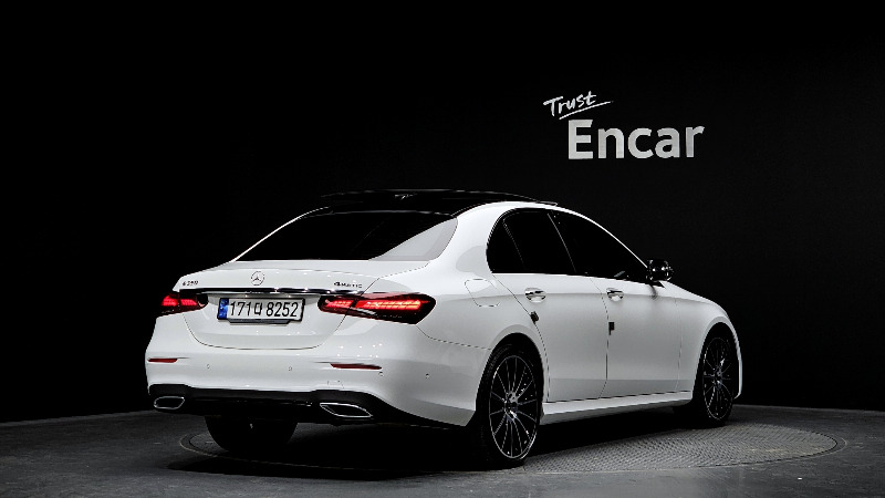 car Mercedes Benz E Class id69486 photo #2