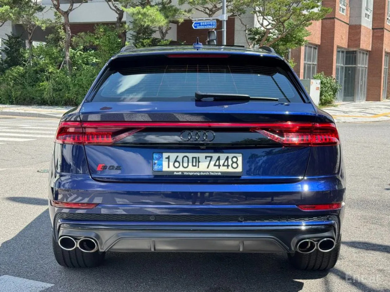 car Audi SQ8 id69556 photo #4